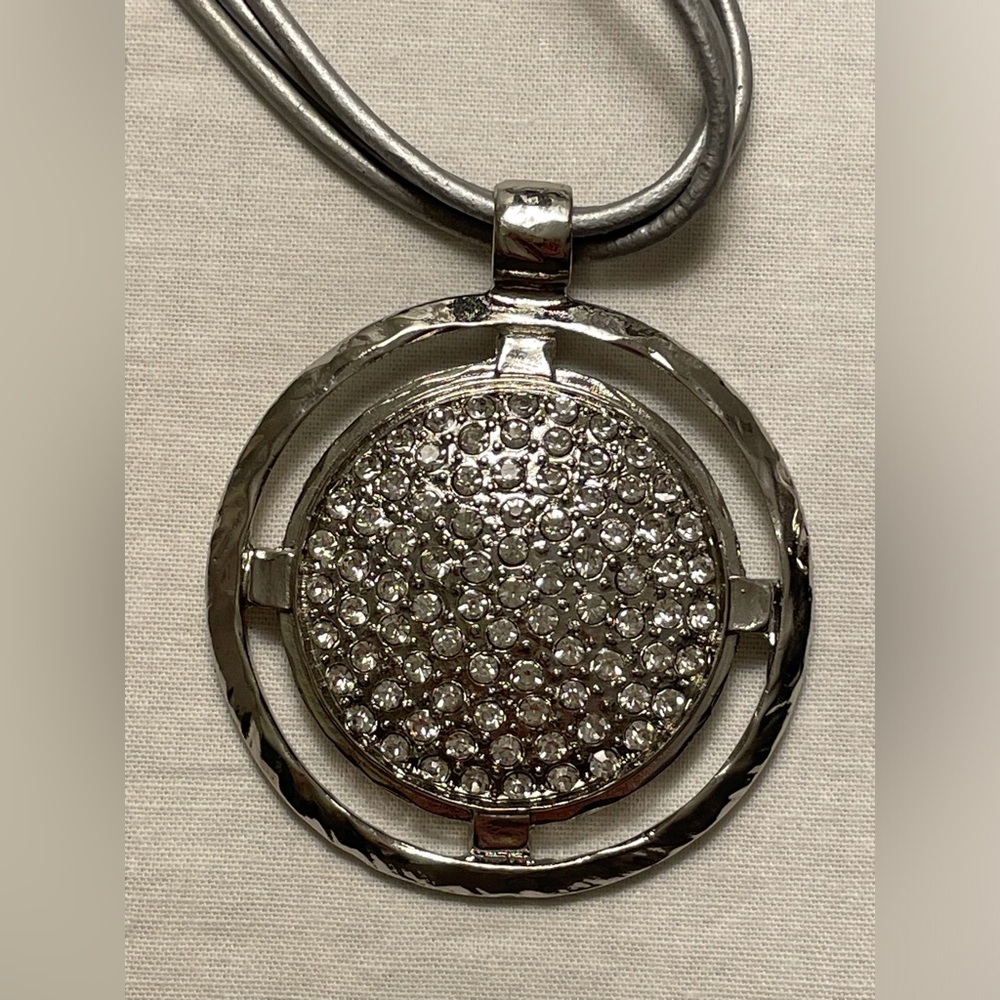 Chico’s Silver Rhinestone Circle Statement Neckla… - image 3